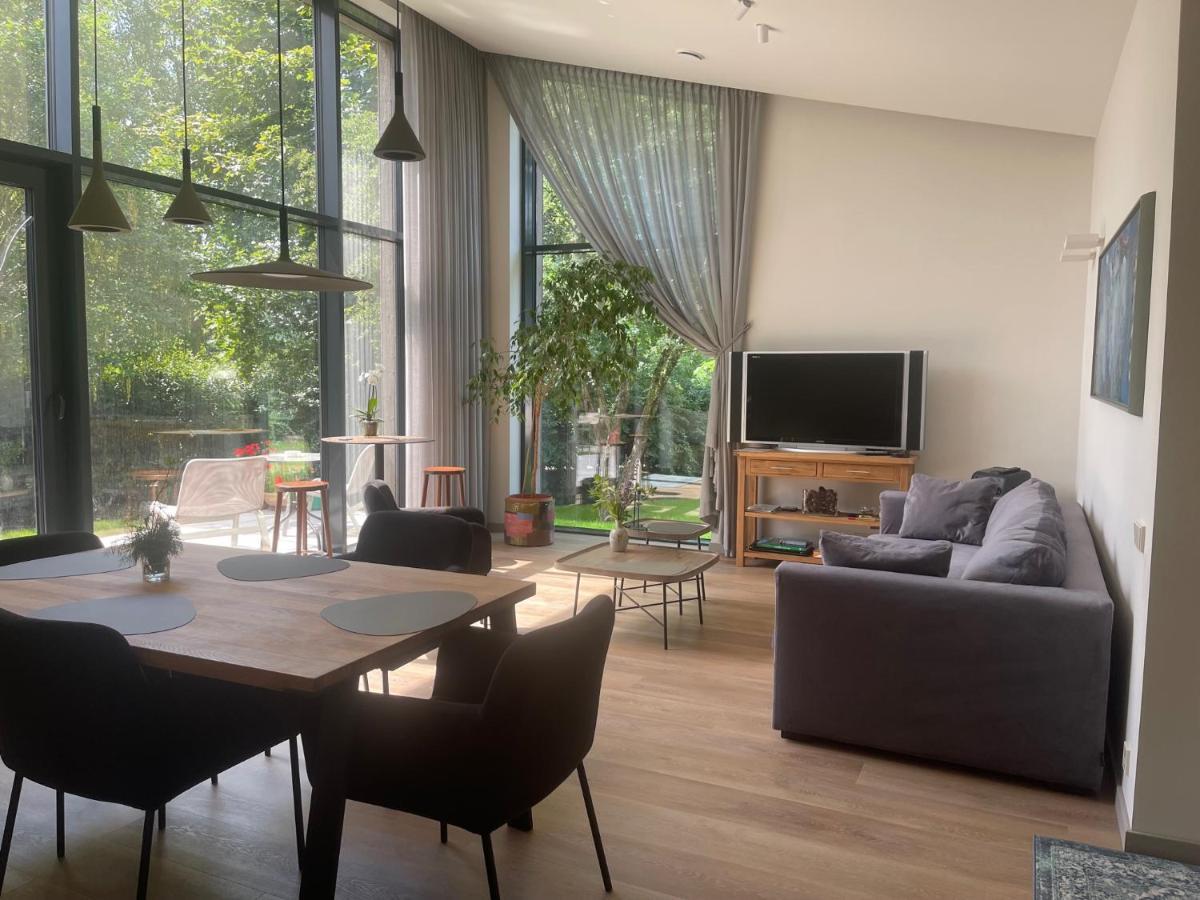 Pine House Apartman Zujunai Kültér fotó